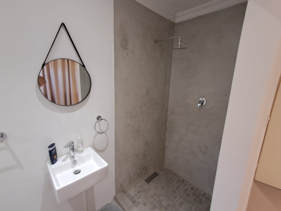 4 Bedroom Property for Sale in Redelinghuys Western Cape